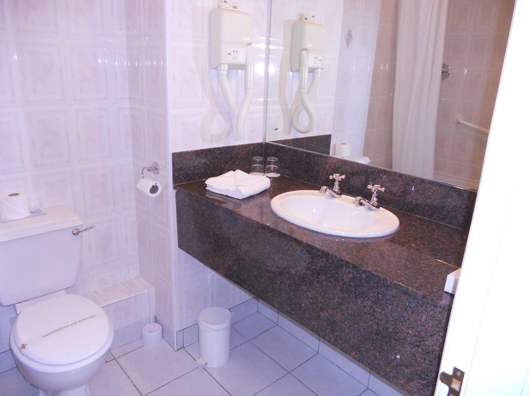 Rhu Glenn Hotel Waterford Dış mekan fotoğraf